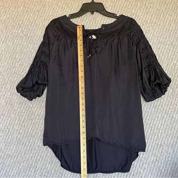 Sundance XS Black Pintuck Short Sleeve Minimal Basic Blouse Top Boho Luxury - Picture 11 of 11